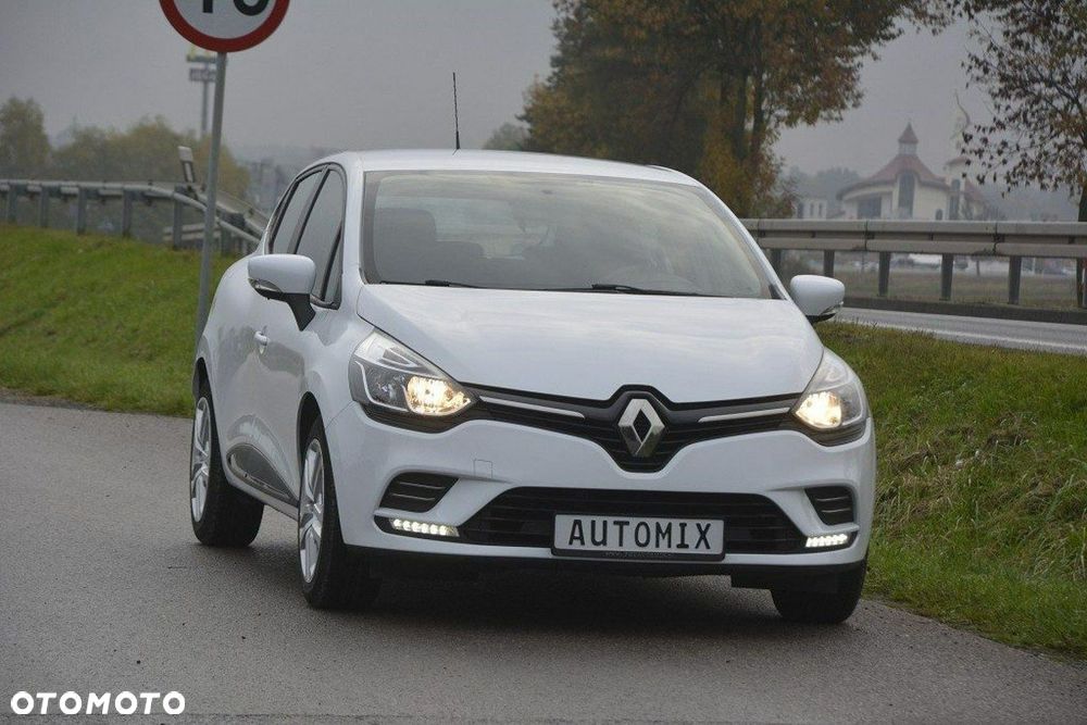 Renault Clio - 14