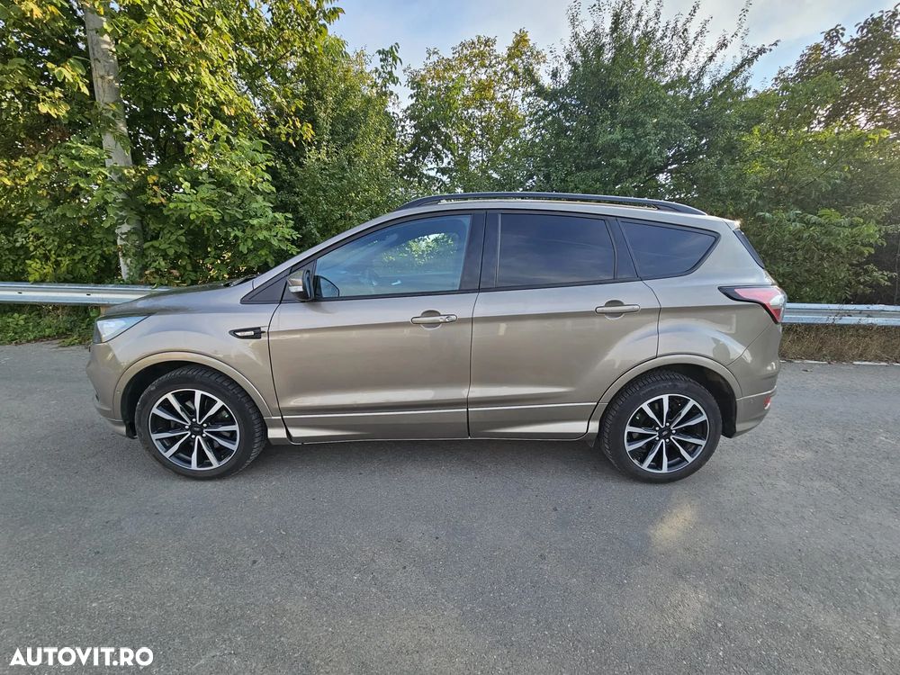 Ford Kuga 2.0 TDCi 4WD Powershift ST-Line - 1