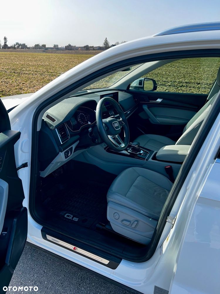 Audi Q5 45 TFSI quattro S tronic S line business - 22