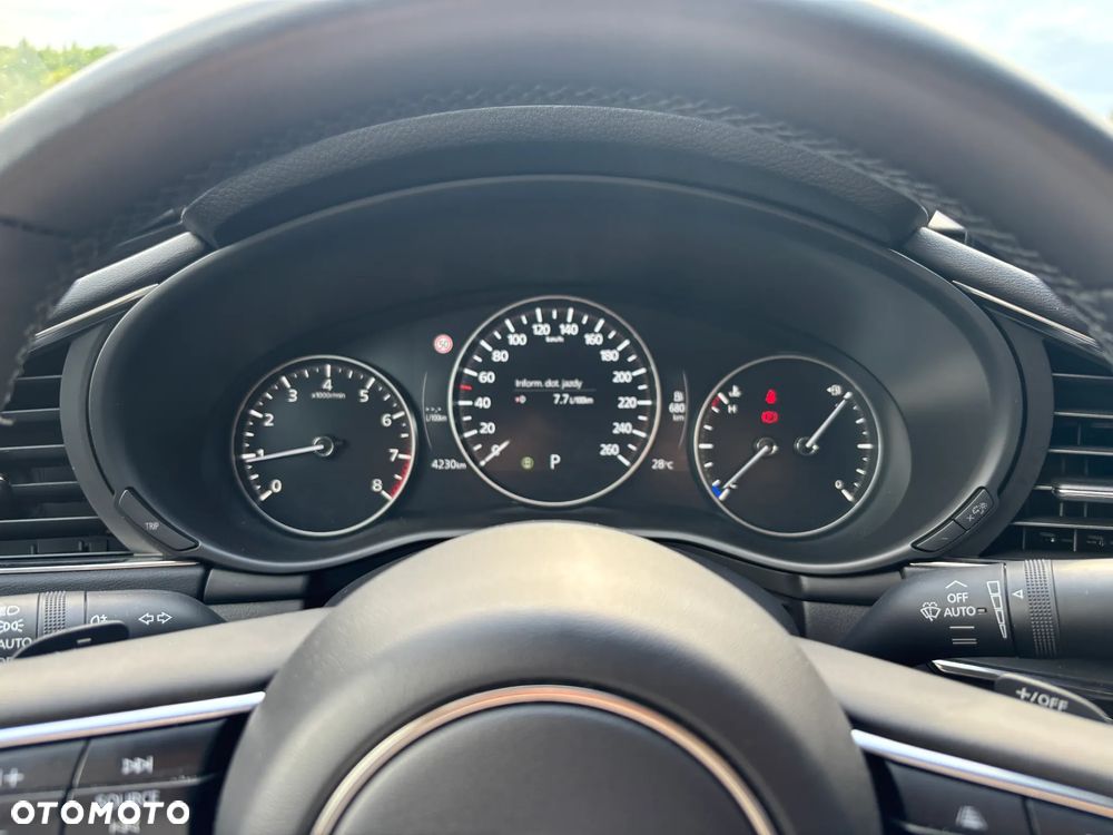 Mazda 3 2.0 mHEV Exclusive-Line - 8