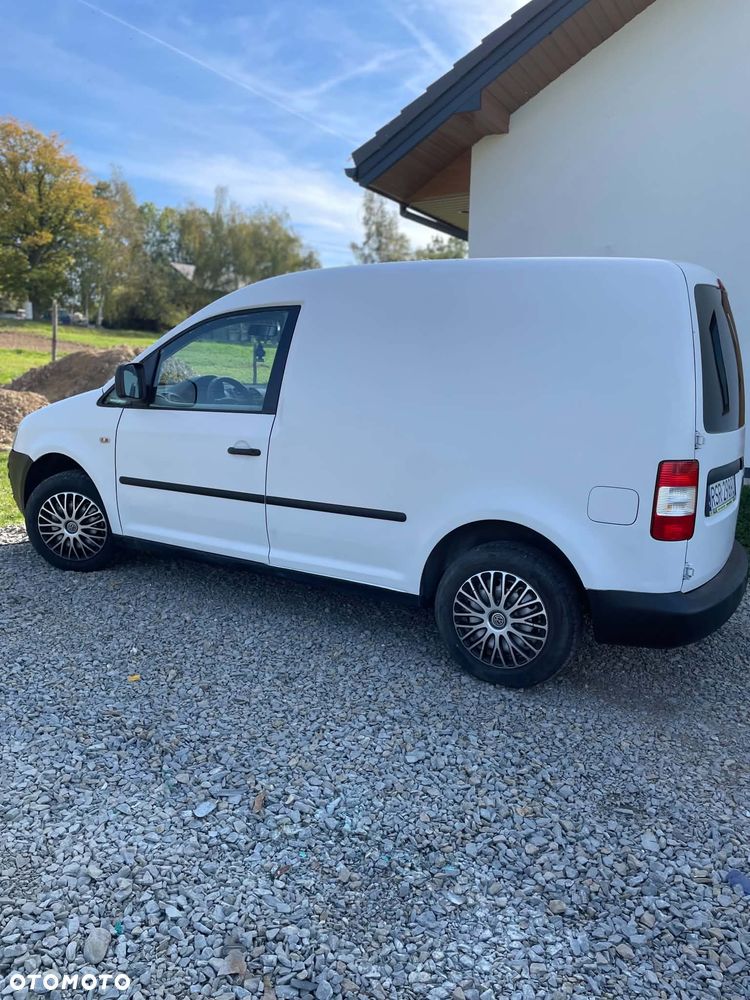 Volkswagen Caddy - 5