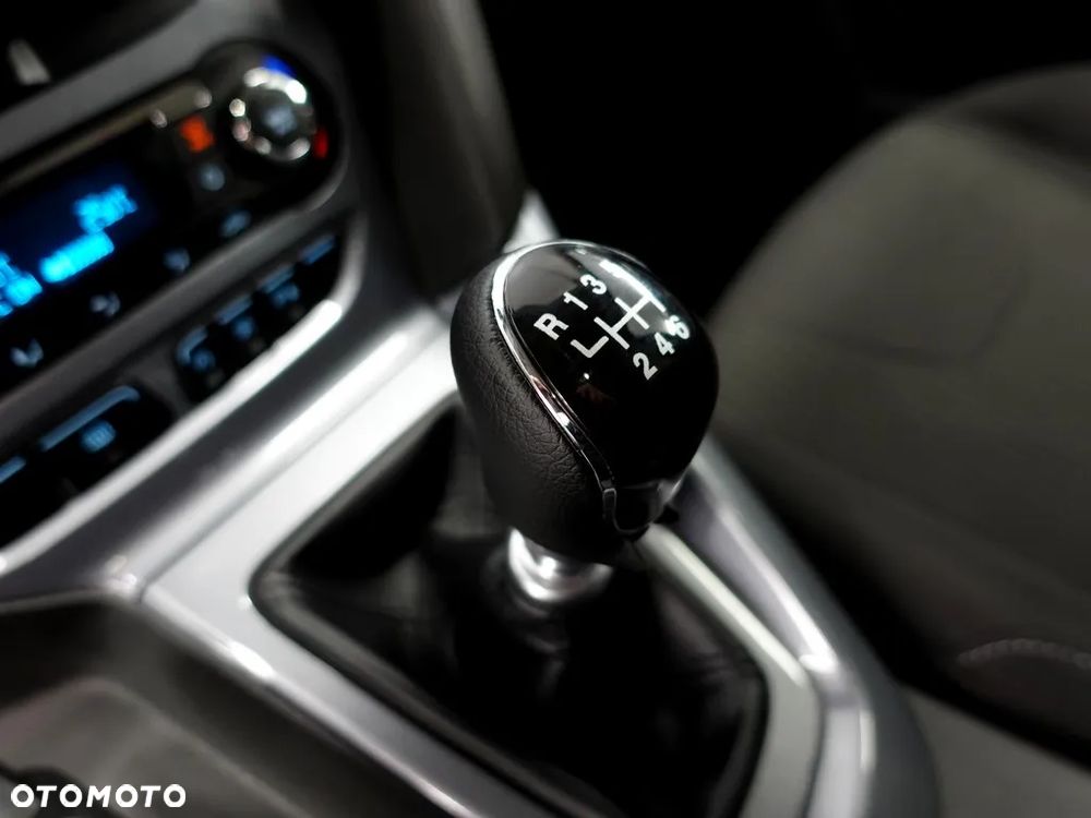Ford Focus 1.6 EcoBoost Titanium - 24