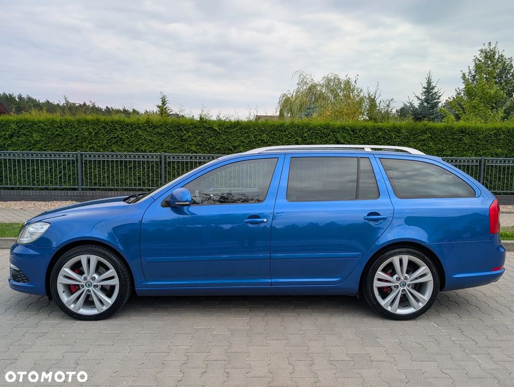 Skoda Octavia 2.0 TDI DPF RS - 23