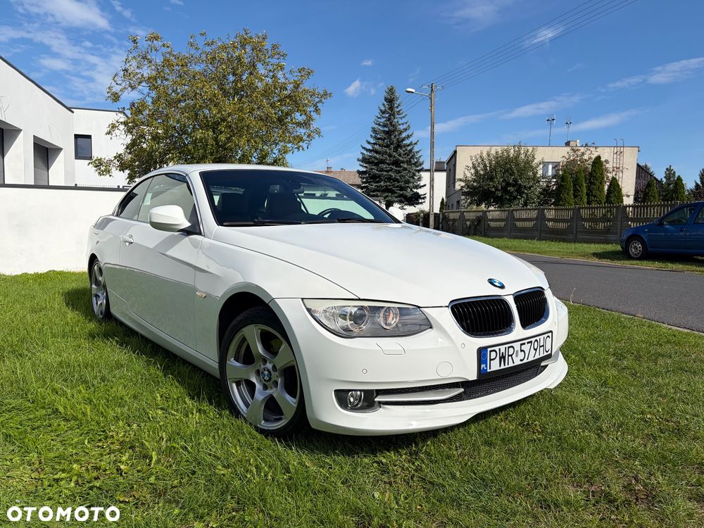 BMW Seria 3 320i Edition Exclusive - 34