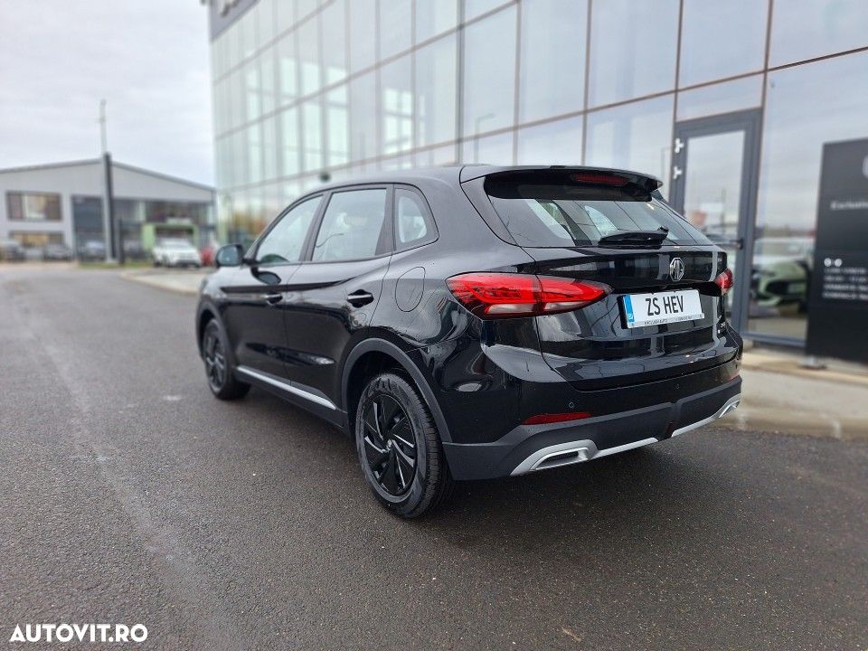 MG ZS HEV - 4