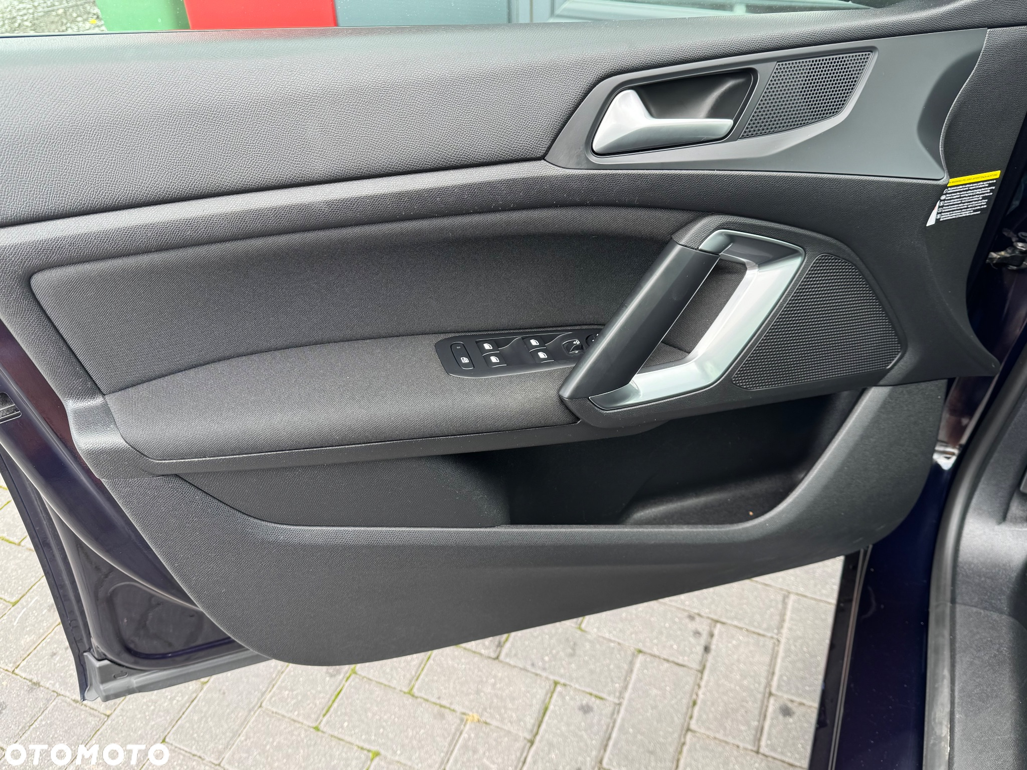 Peugeot 308 1.2 PureTech Allure S&S - 13