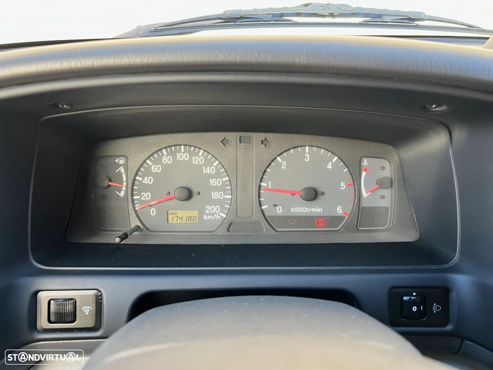 Mitsubishi Pajero Sport 2.5 TD GLS - 14