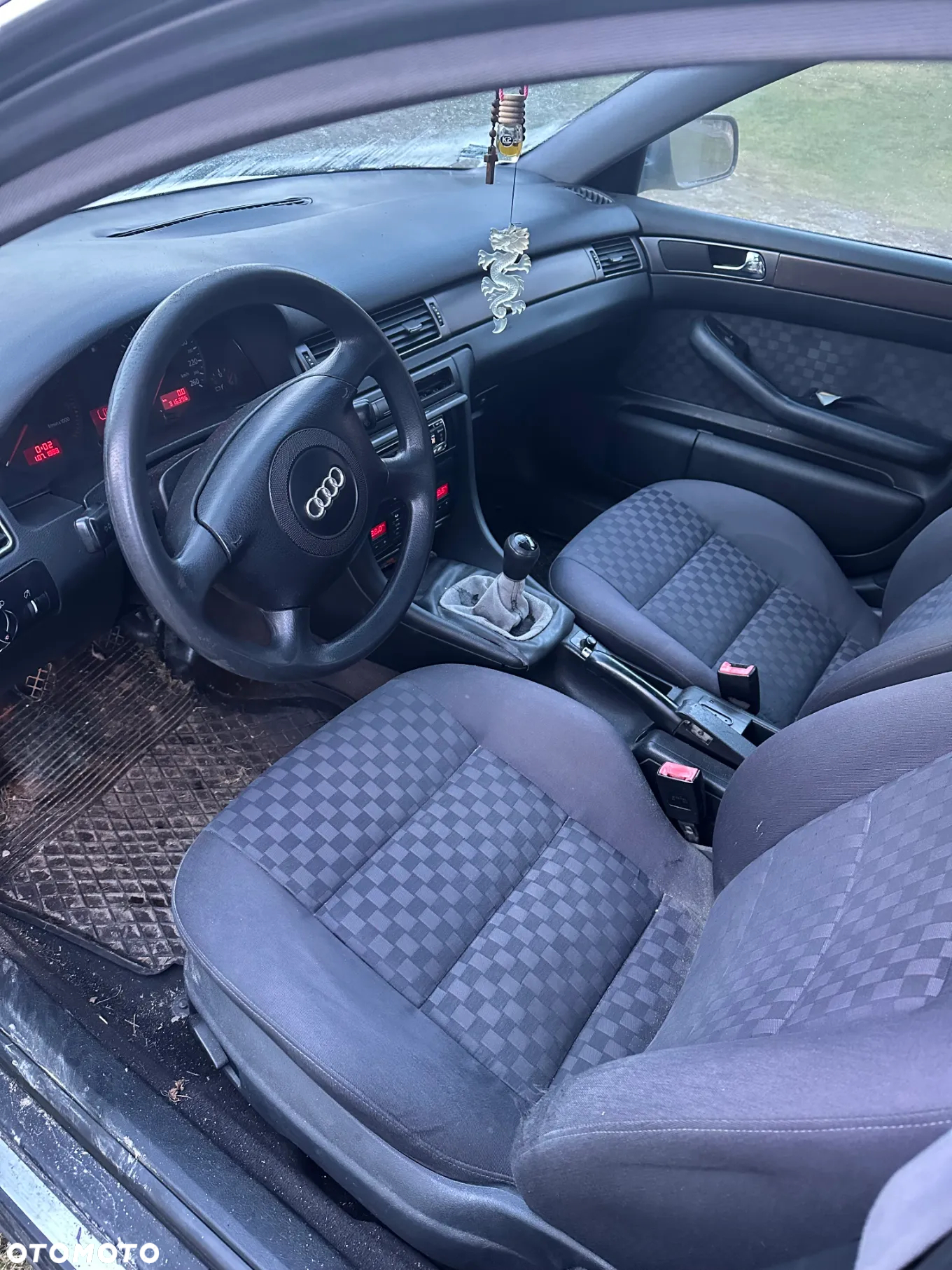 Audi A6 - 8