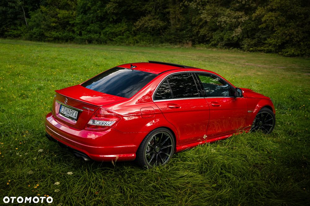 Mercedes-Benz Klasa C 63 AMG - 3