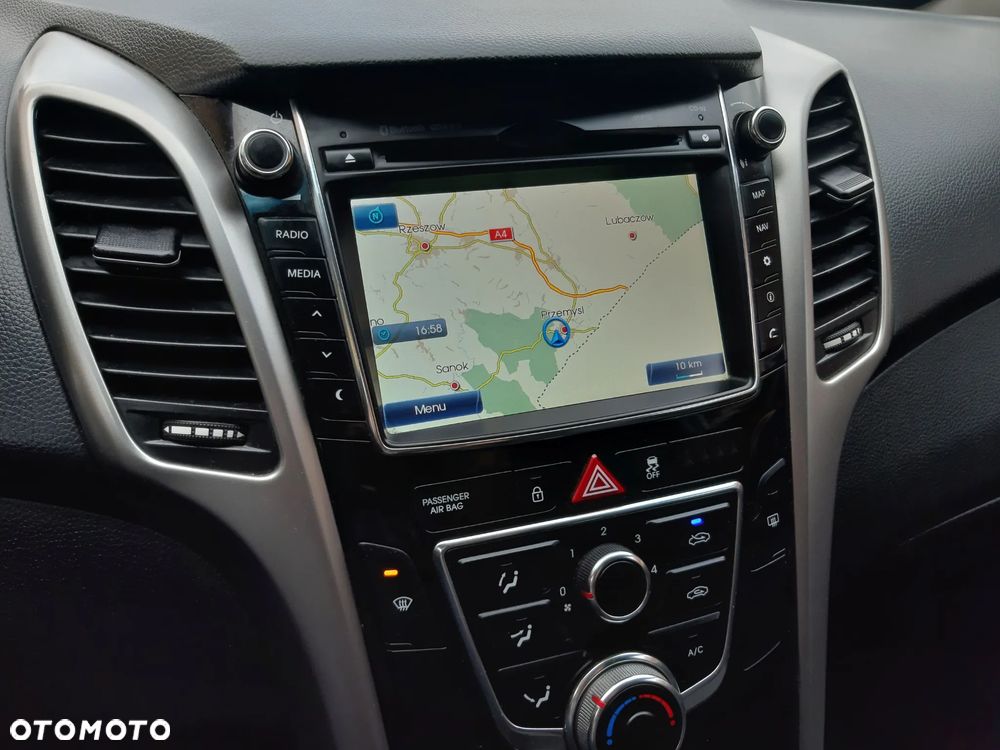 Hyundai i30 blue 1.4 YES Gold - 19