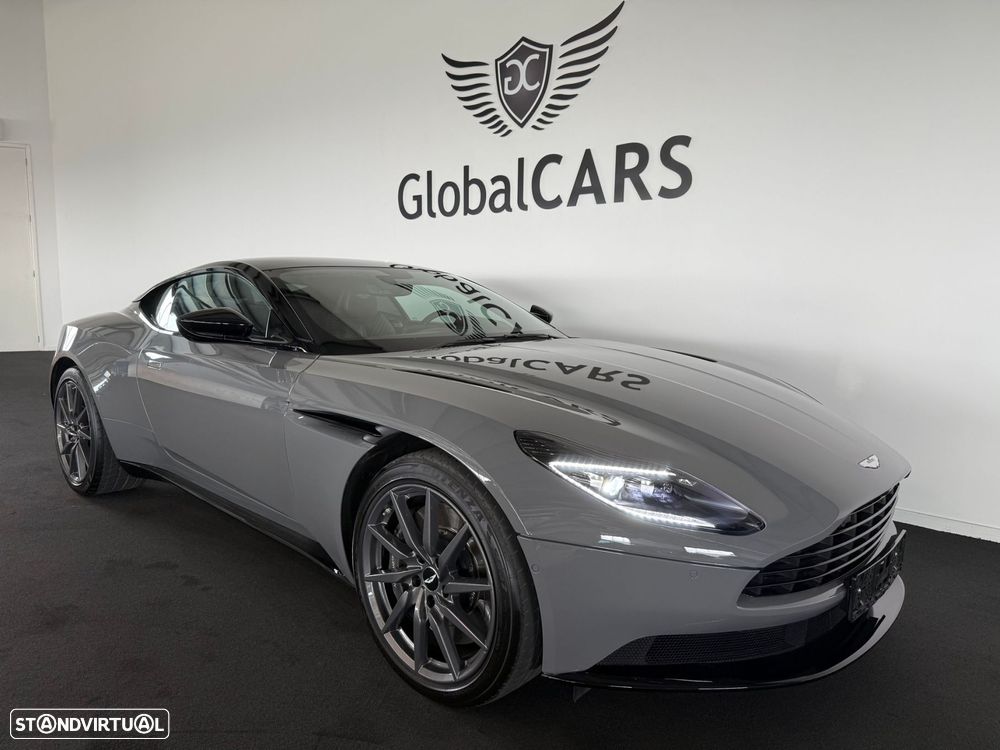 Aston Martin DB11 Coupé V8 Auto - 50