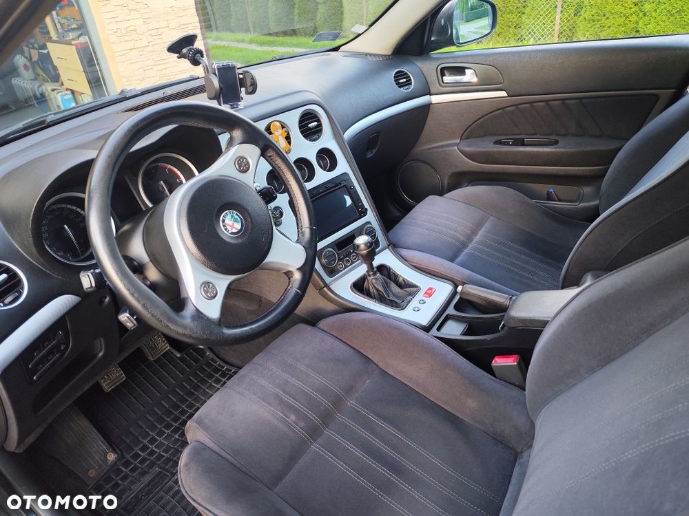 Alfa Romeo 159 - 6