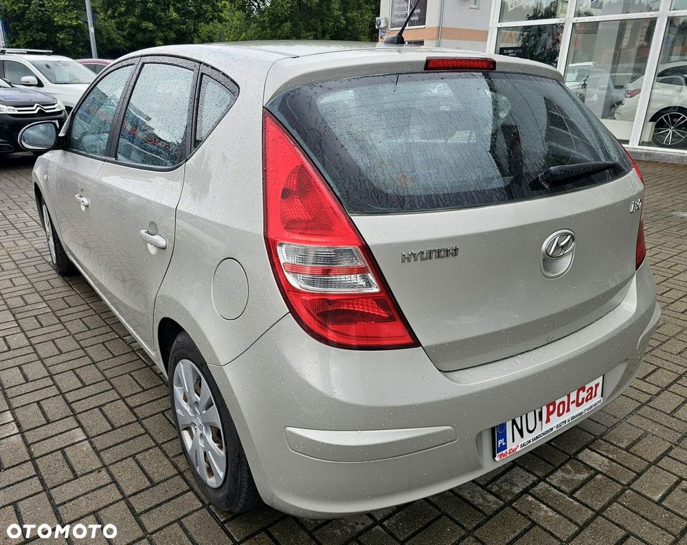 Hyundai i30 1.4 Classic + EU5 - 6