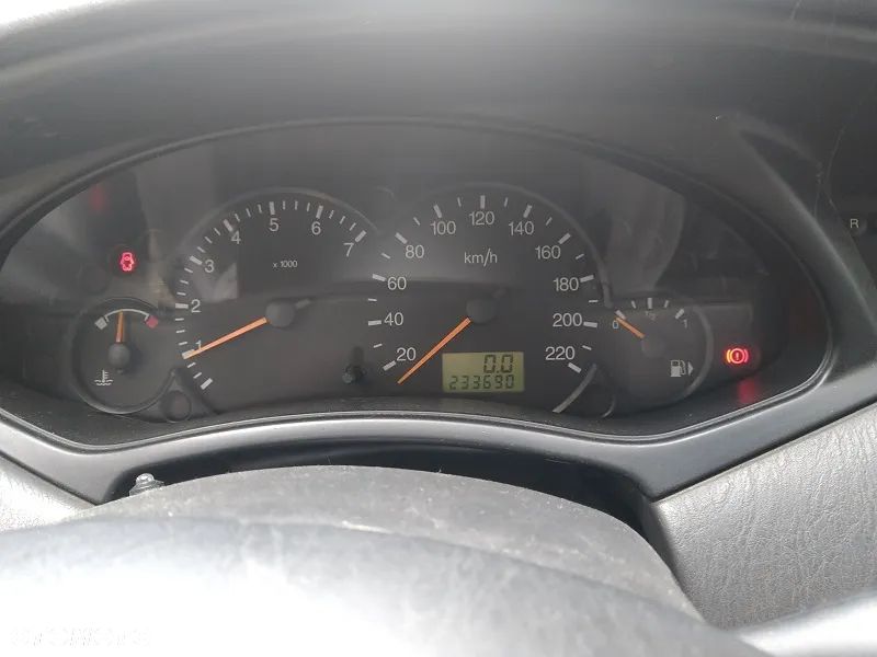 Ford Focus 1.6 X100 - 7