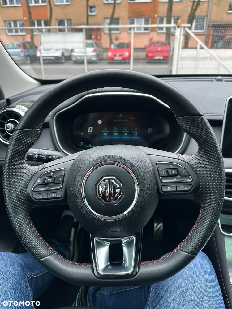 MG HS 1.5 T-GDI Exclusive DCT - 38