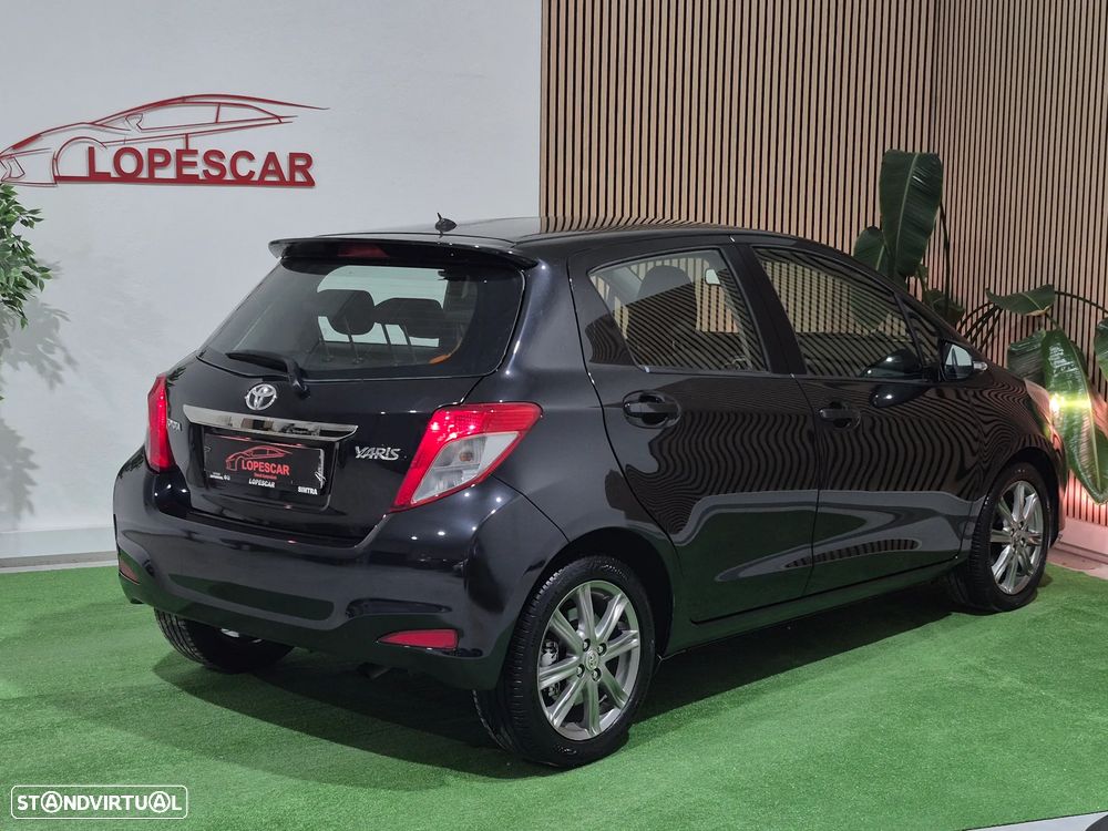 Toyota Yaris 1.4 D-4D Sport — fotografia 4