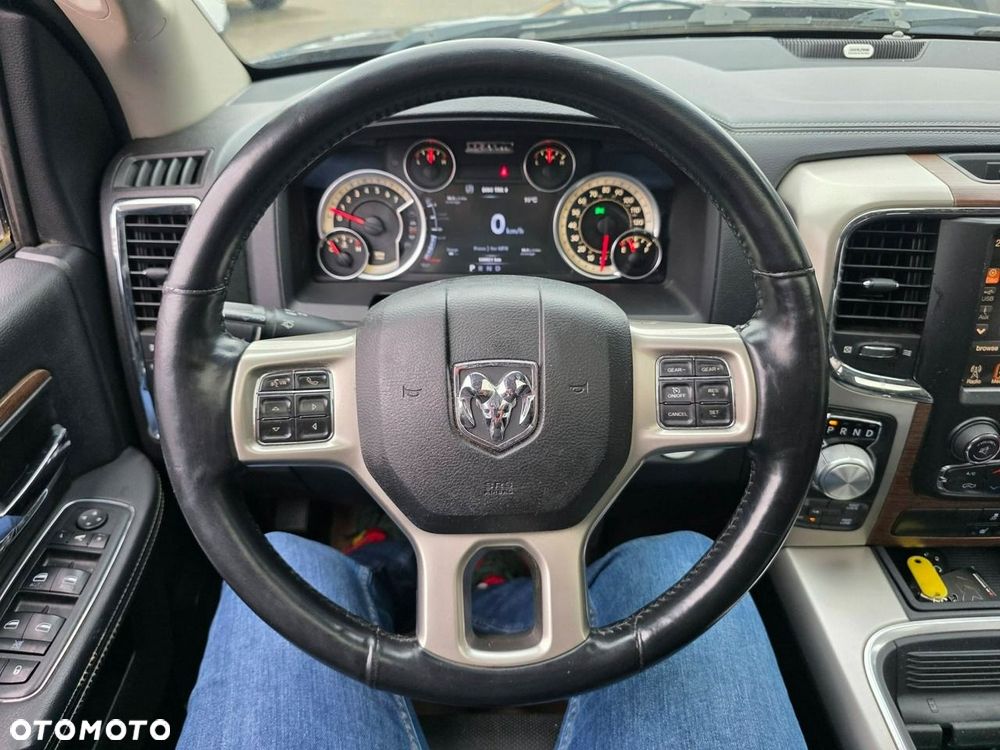 RAM 1500 - 10