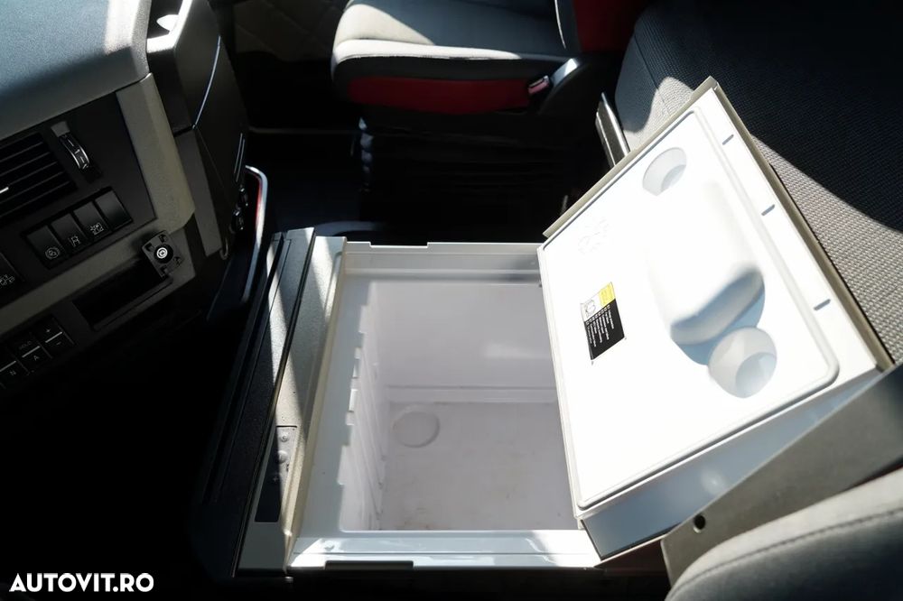 Volvo FH 500 / TANDEM 120 M3 / 6X2 / MEGA / PUNTE RIDICATĂ / TV / + REMORCA GNIOTPOL - 30