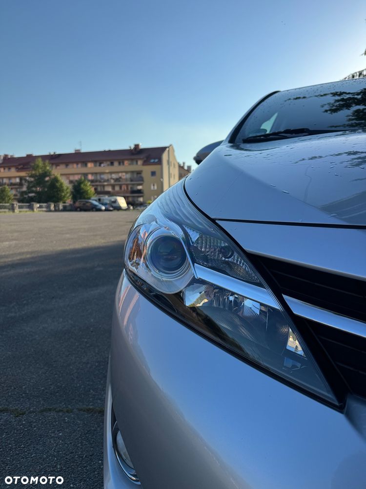 Toyota Verso 1.8 Sol plus NAVI 7os - 28