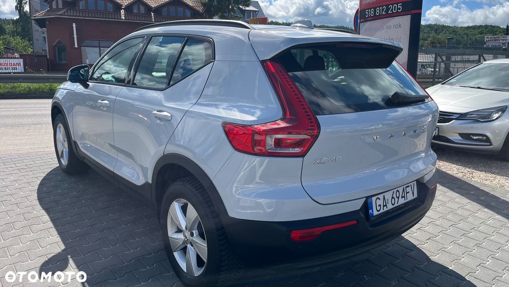 Volvo XC 40 T3 Momentum - 6