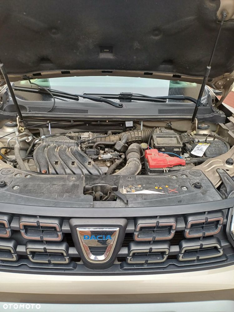 Dacia Duster 1.6 SCe Outdoor S&S - 3