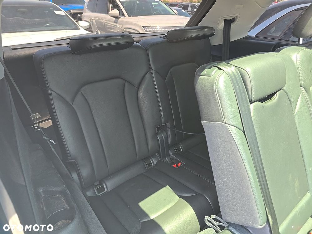 Audi Q7 3.0 TFSI Quattro Tiptronic - 27