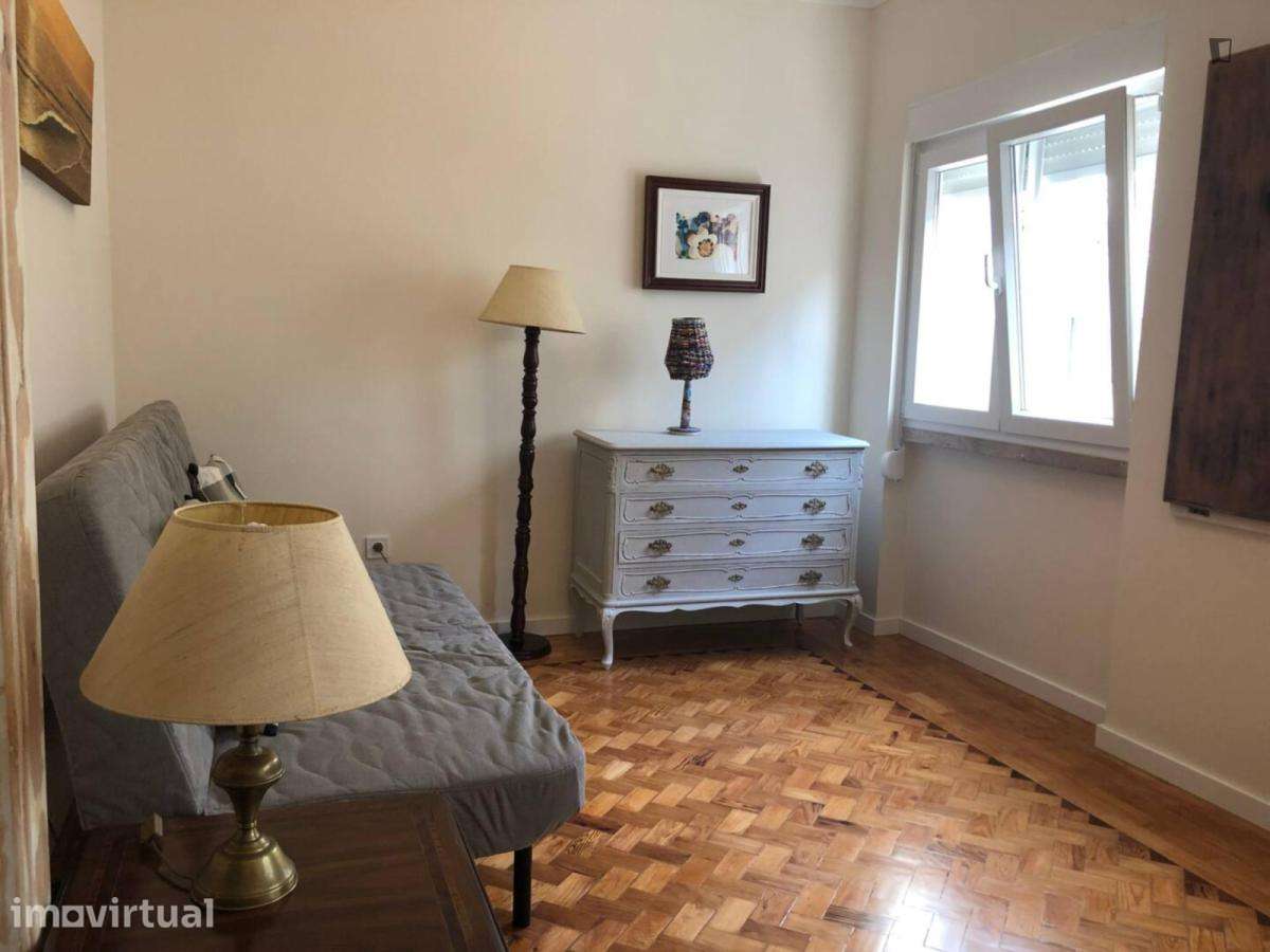 Apartamento com 1 quartos - localizado em Campolide Lisbon - Grande imagem: 4/8