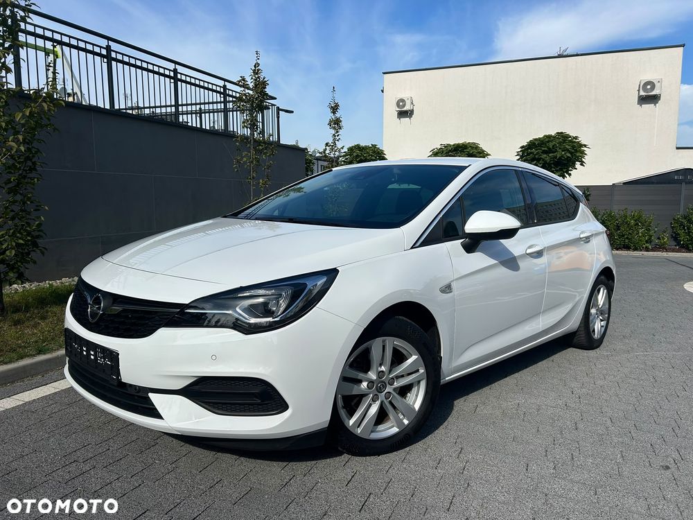 Opel Astra 2020 photo 2