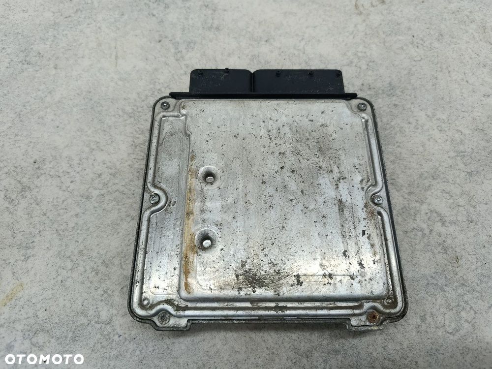 KOMPUTER, STEROWNIK DODGE CALIBER P05187449AB 0281013693   2.0 CRD - 4