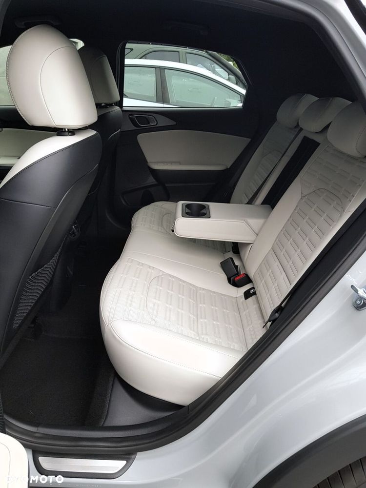 Kia XCeed 1.6 T-GDI Business Line DCT - 39