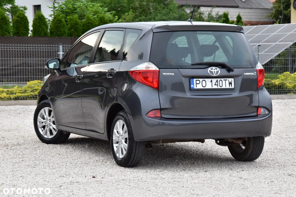 Toyota Verso S 1.33 Luna - 24