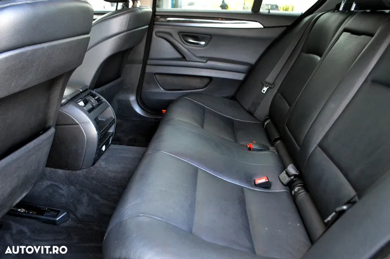 BMW Seria 5 520d Aut. - 15