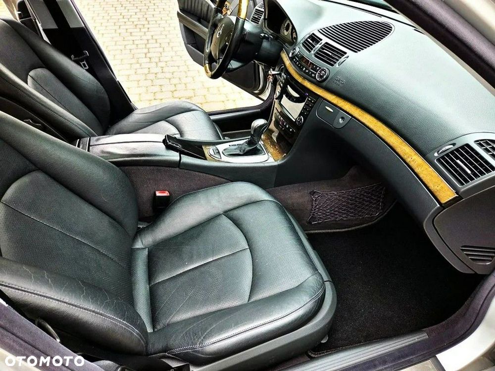 Mercedes-Benz Klasa E 500 T Avantgarde - 8