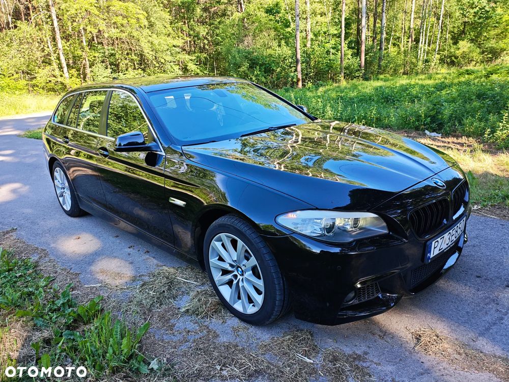 BMW Seria 5 525d xDrive - 5