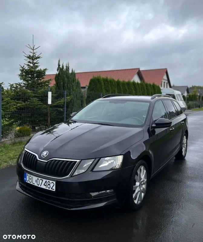 Skoda Octavia 2.0 TDI Style DSG - 2