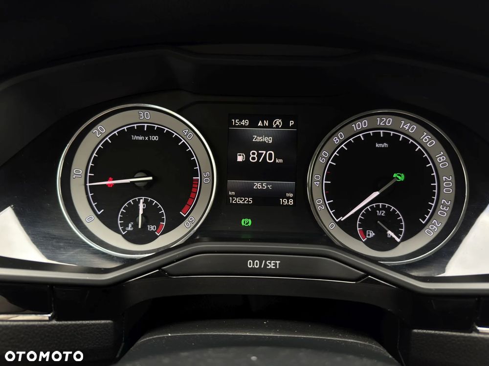 Skoda Superb 2.0 TDI SCR 4x4 L&K DSG - 35