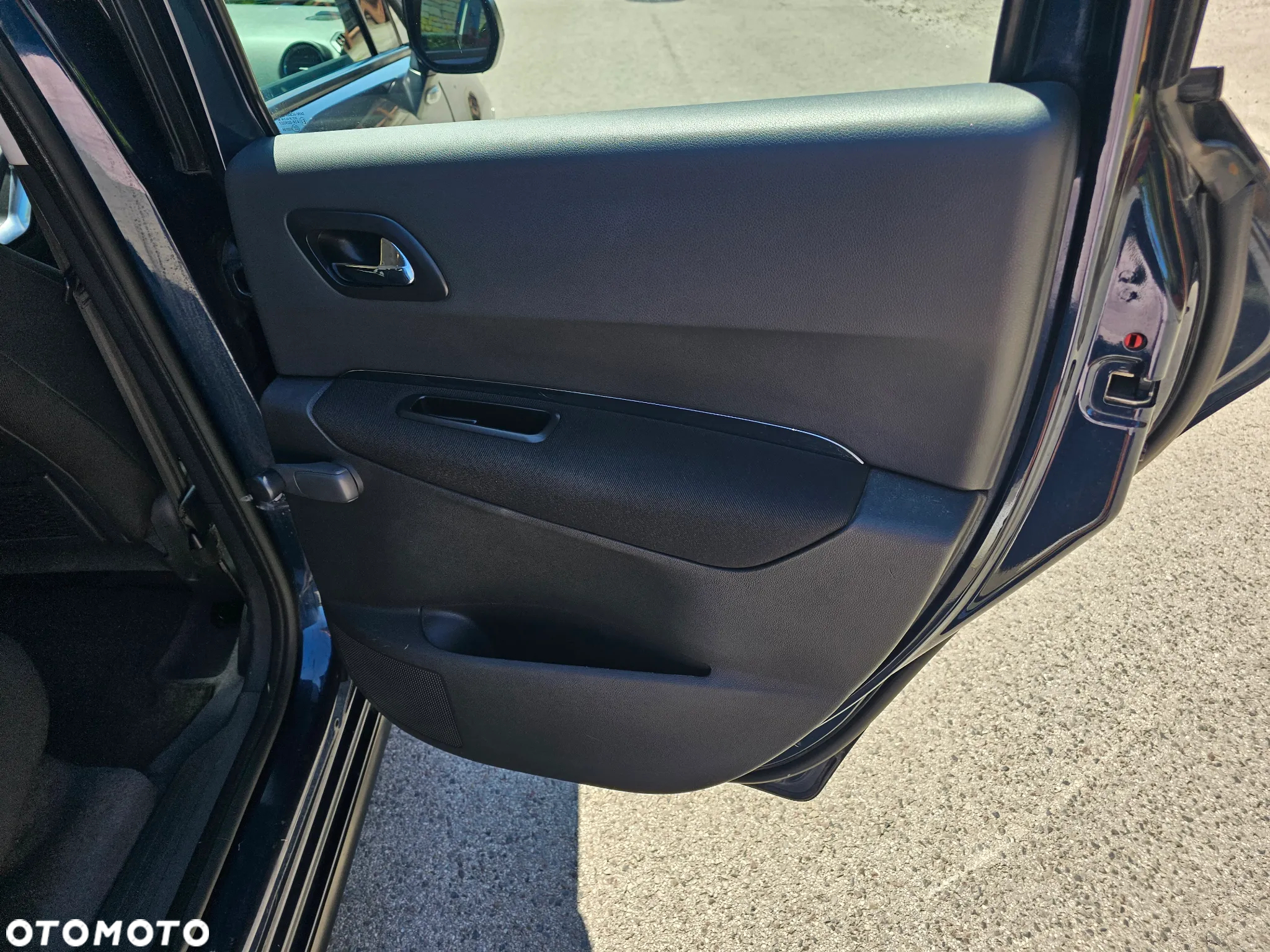 Peugeot 3008 1.6 Trendy - 22