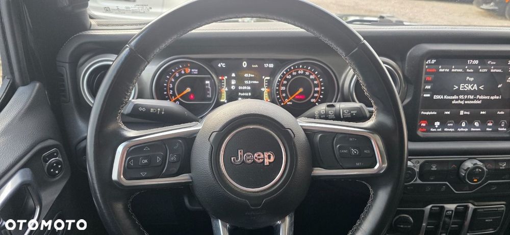 Jeep Wrangler - 26
