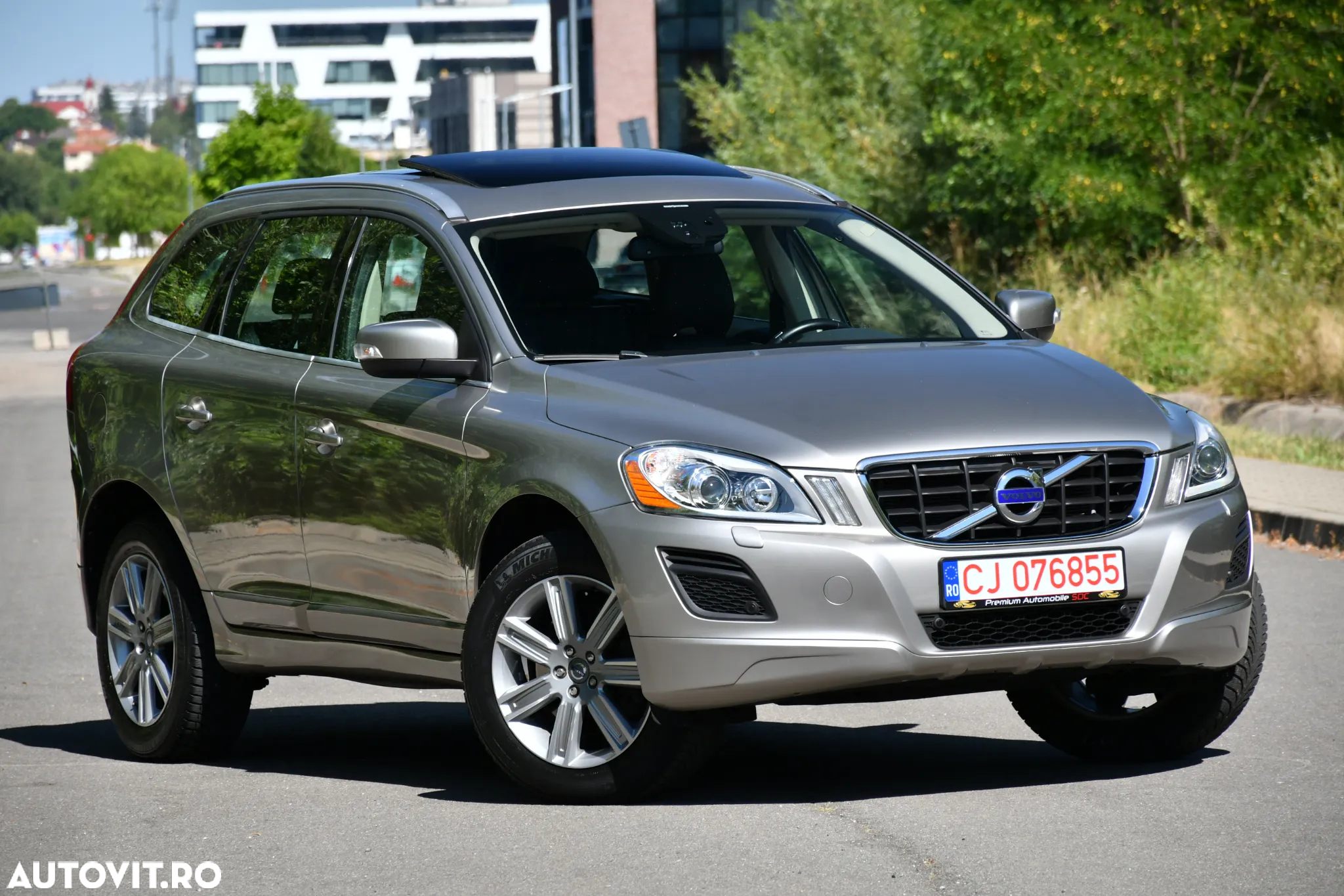 Volvo XC 60 D5 AWD Aut. Summum - 17