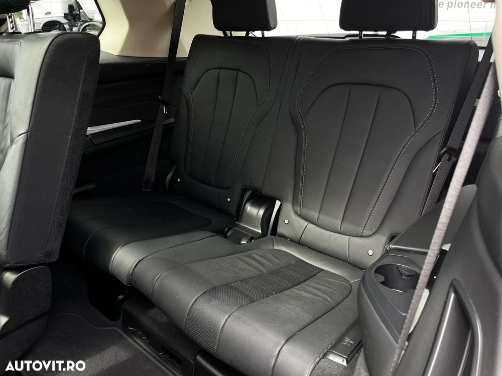 BMW X7 xDrive40d - 13