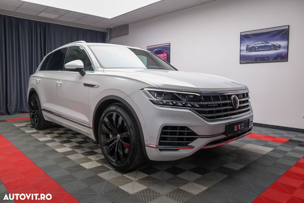 Volkswagen Touareg - 2