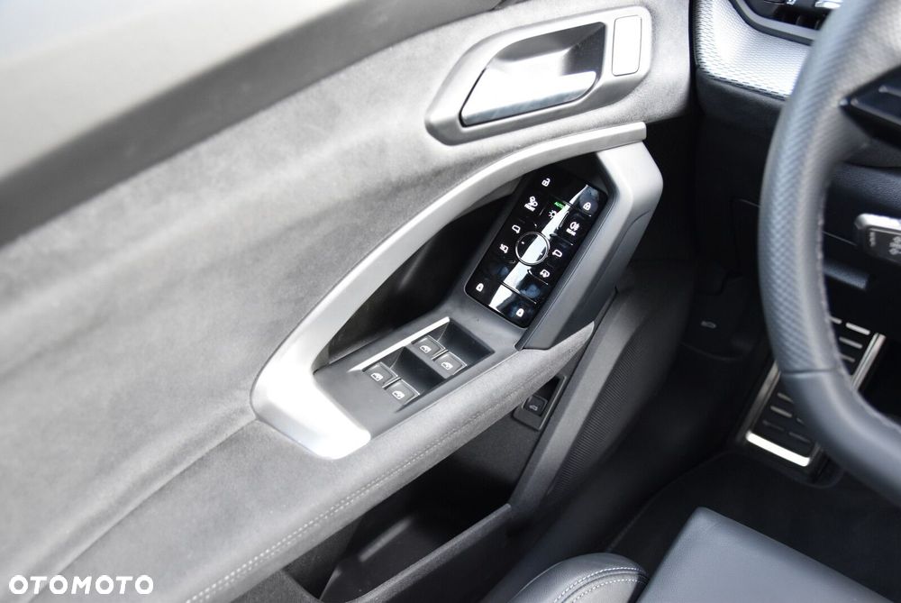 Audi Q5 Sportback - 12