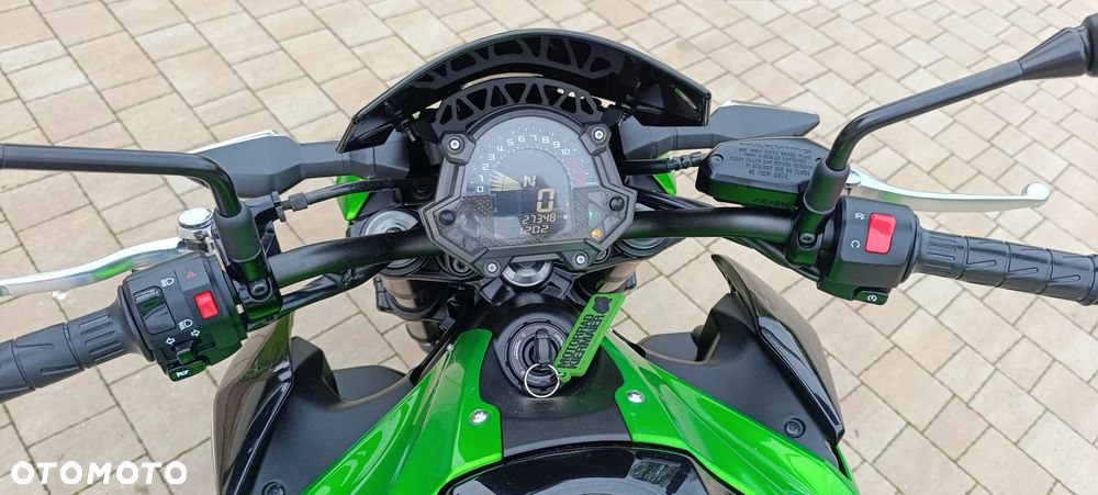 Kawasaki Z 900 - 14