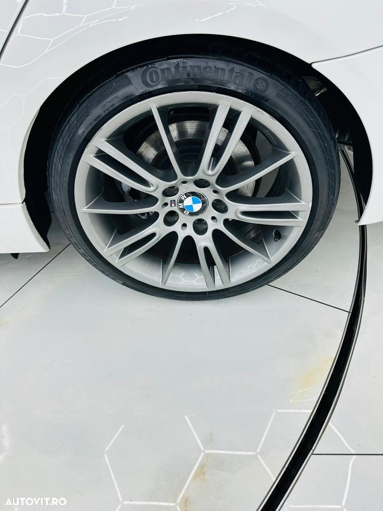 BMW Seria 3 318d Sport Line - 10