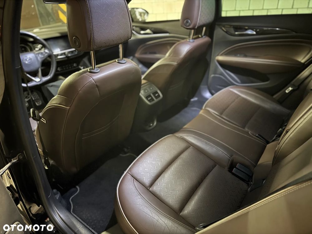 Opel Insignia - 15