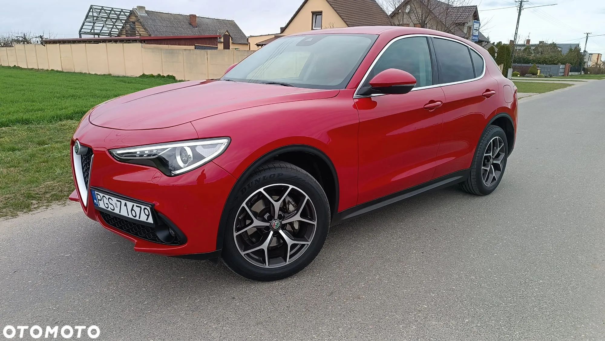 Alfa Romeo Stelvio - 1