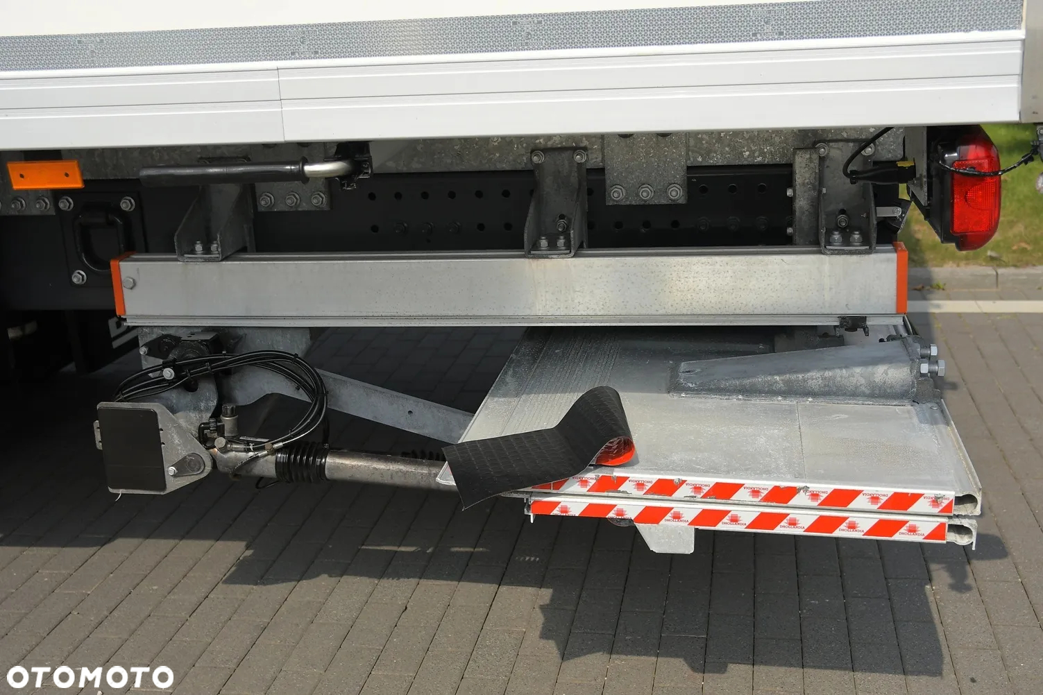 DAF XF 430/// 2022/// PRZEB: 188000 KM/// CHŁODNIA/// THERMO-KING/// WINDA/// STAN JAK NOWY! - 28
