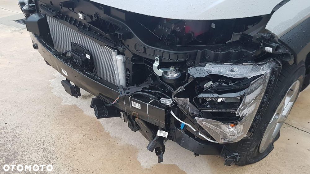 Hyundai Kona 1.6 GDI Hybrid Smart DCT - 9