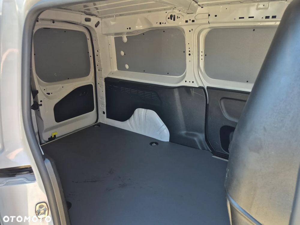 Toyota Proace City Long - 18
