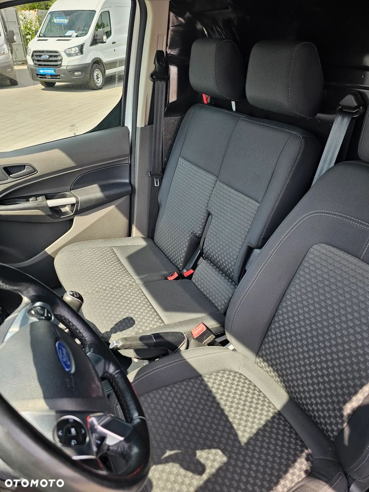 Ford Transit Connect - 9